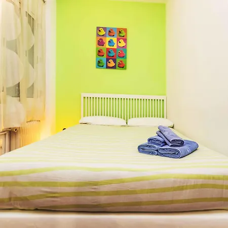 Apartment Sants-Les Corts Galileu By Interhome-3